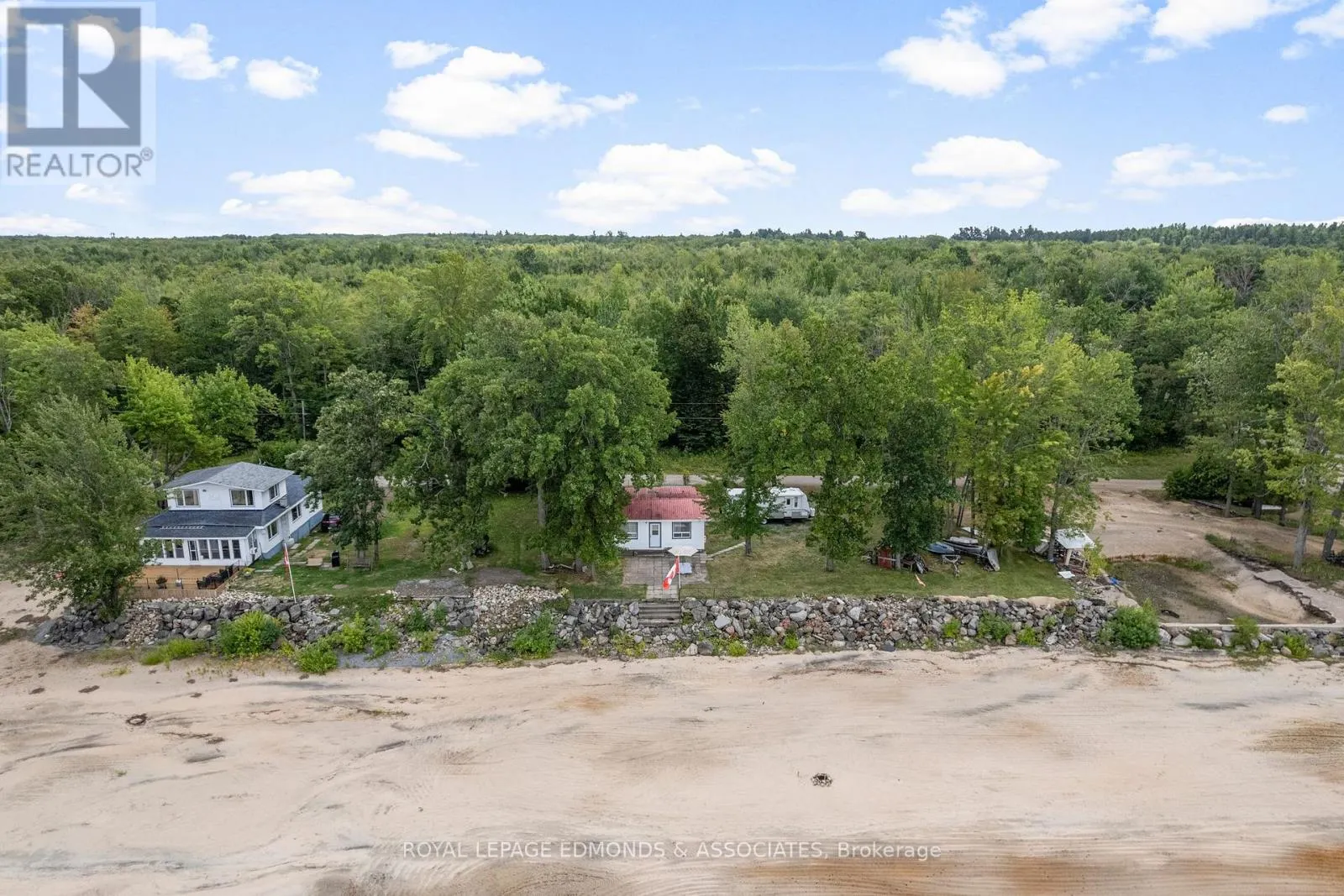 45 GREATVIEW TRAIL