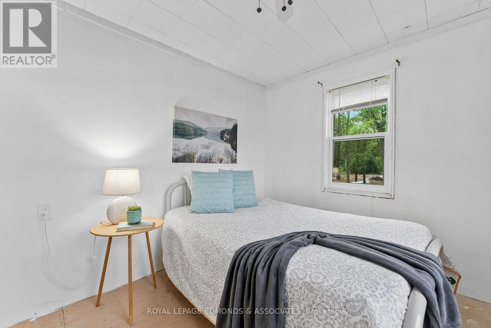 45 GREATVIEW TRAIL