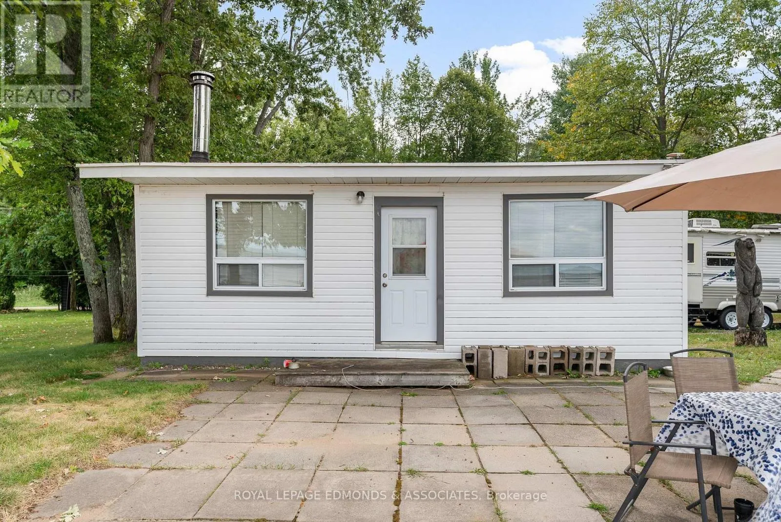 45 GREATVIEW TRAIL