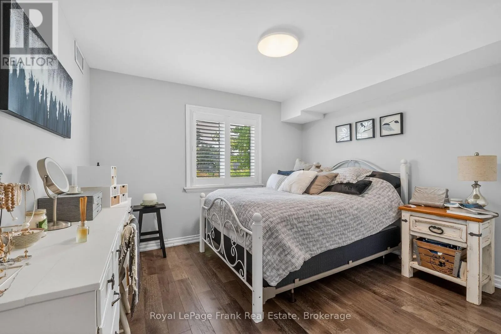 103 - 25 KING STREET #103