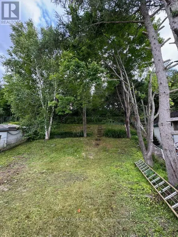 26 HERGOTT AVENUE
