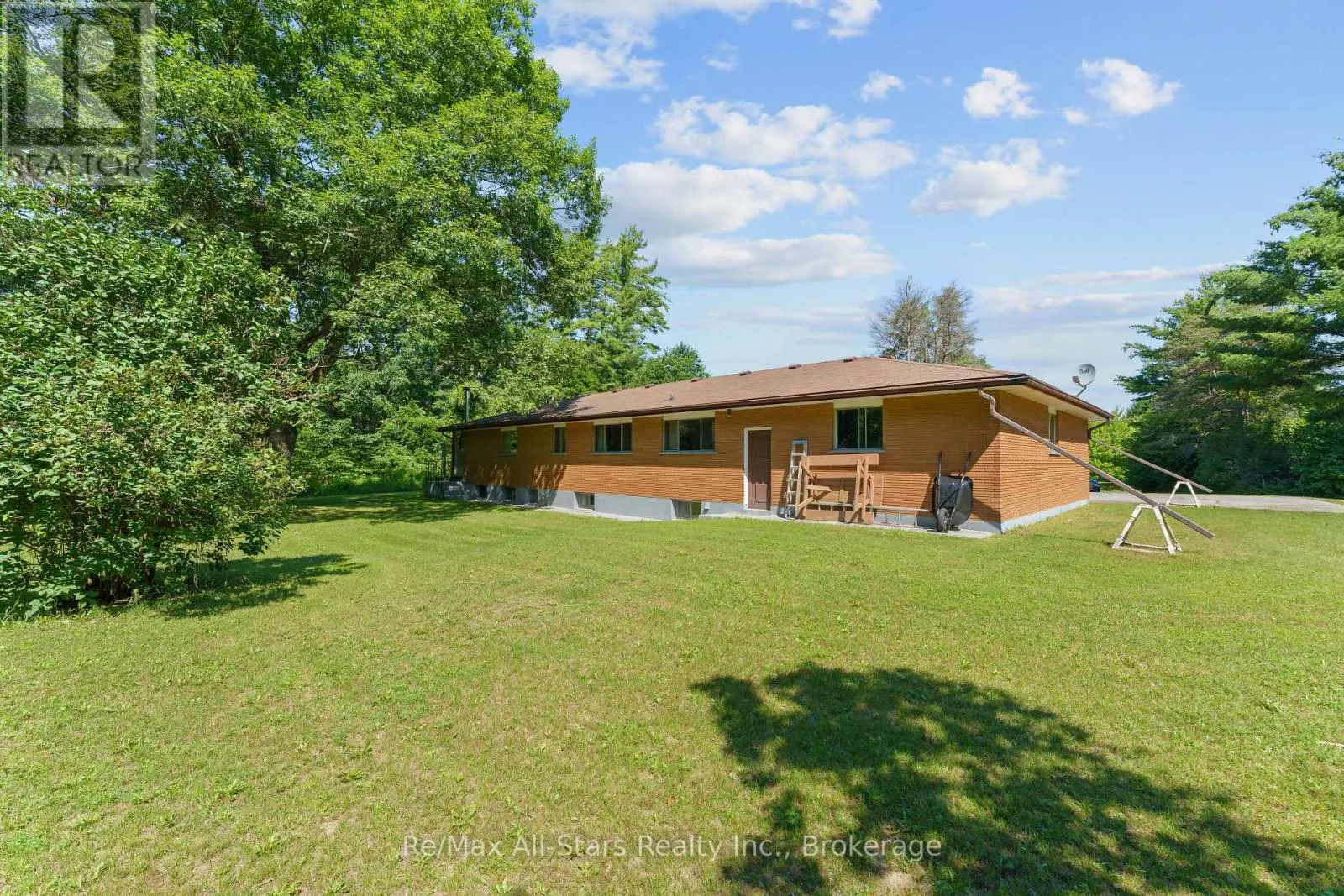 6035 GANARASKA ROAD
