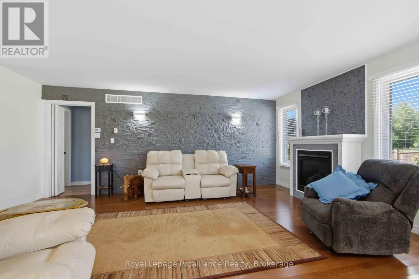 48 WARD DRIVE