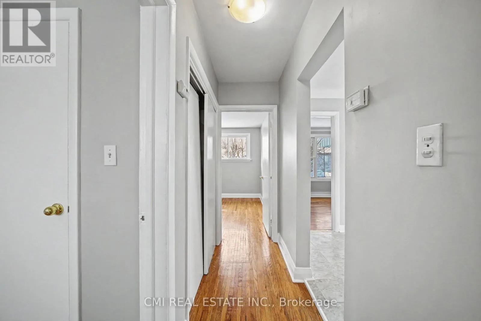 68 QUEEN STREET S