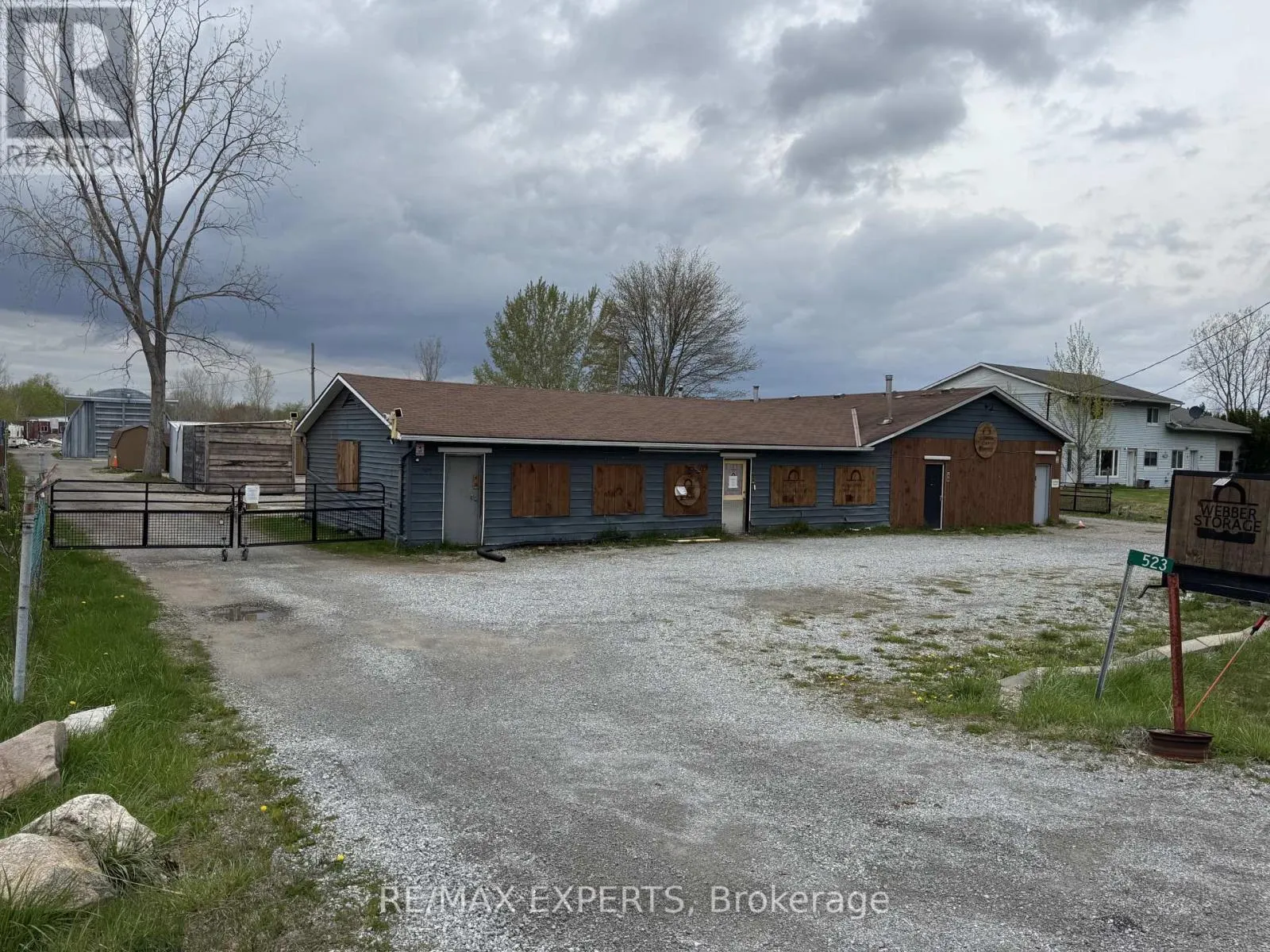 523 WEBBER ROAD N