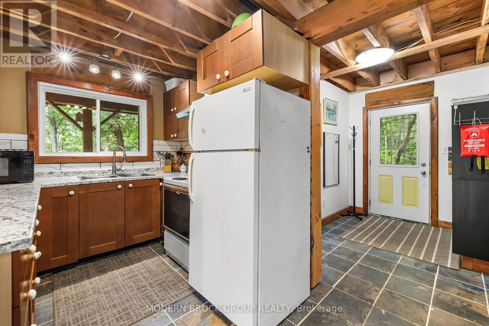 30 B6A OTTER LAKE ROAD