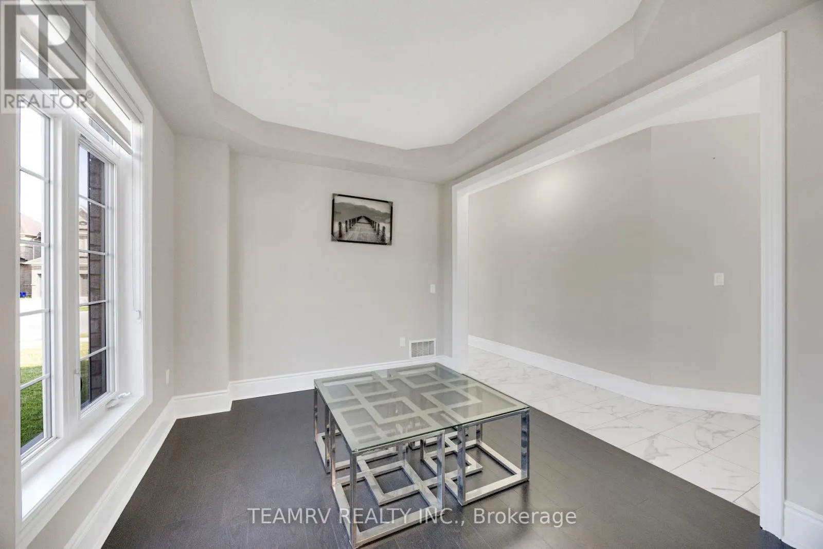 1161 UPPER THAMES DRIVE