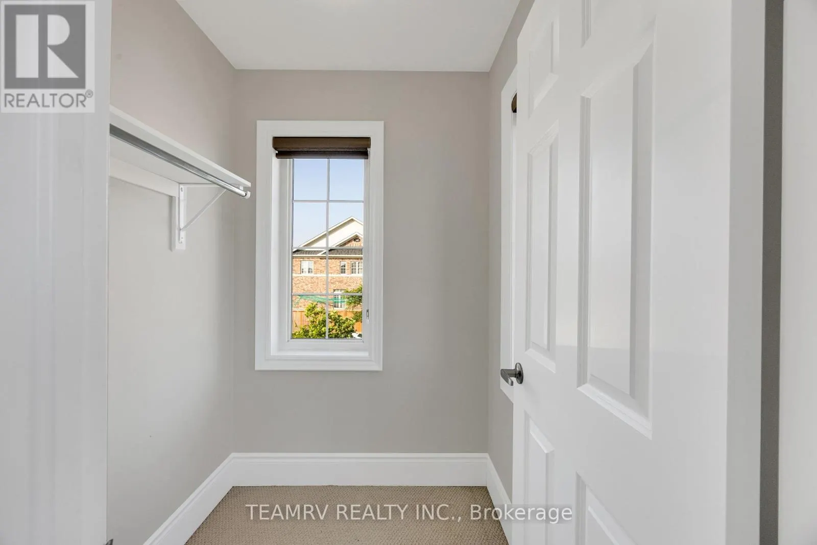 1161 UPPER THAMES DRIVE
