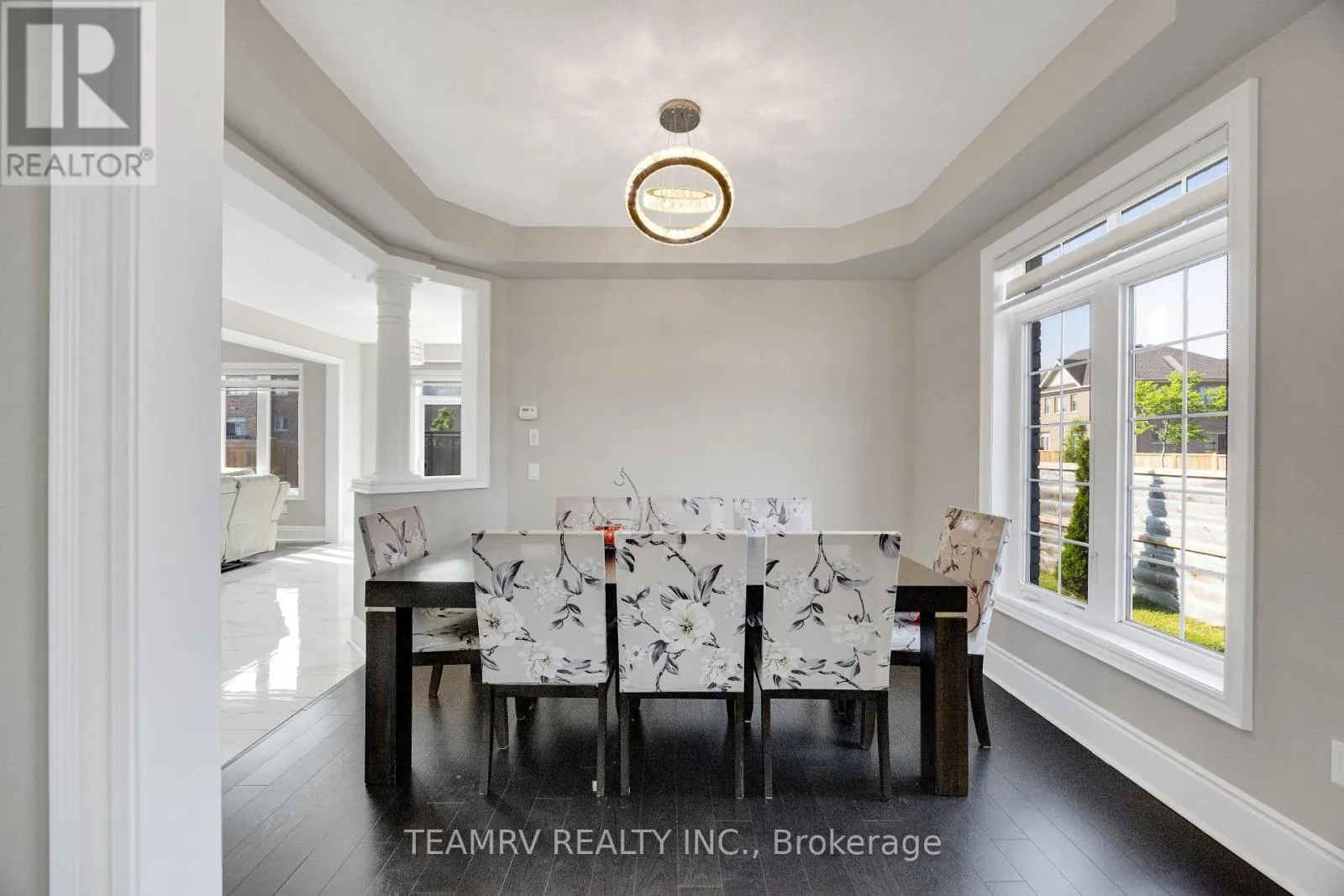 1161 UPPER THAMES DRIVE