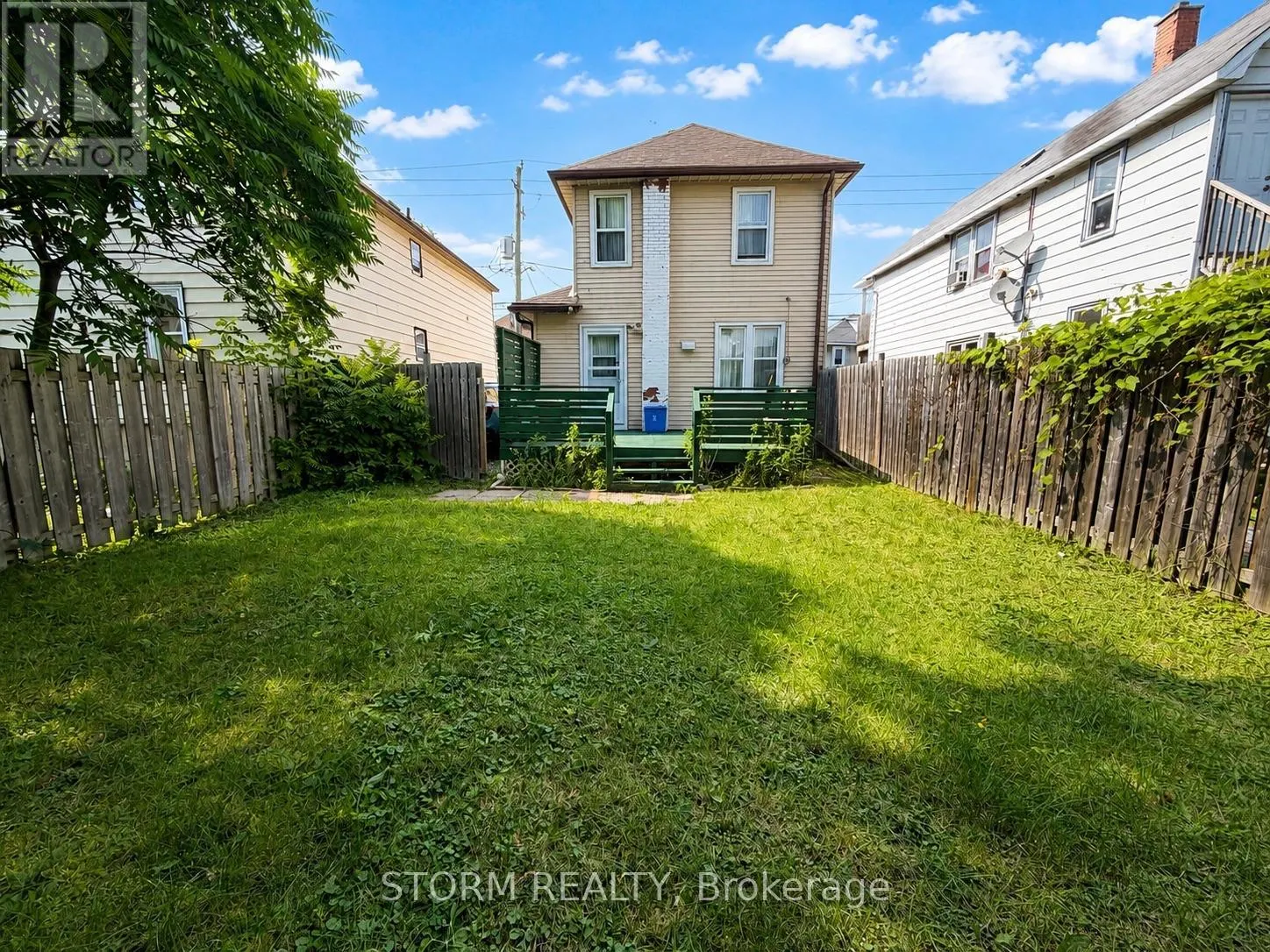 456 4TH STREET W