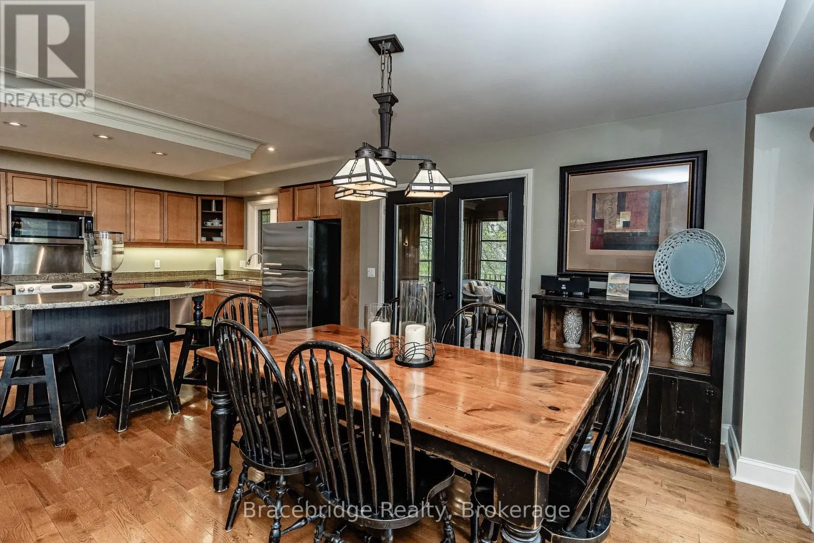 CARLING 2 W5 - 3876 MUSKOKA RD 118 HIGHWAY W