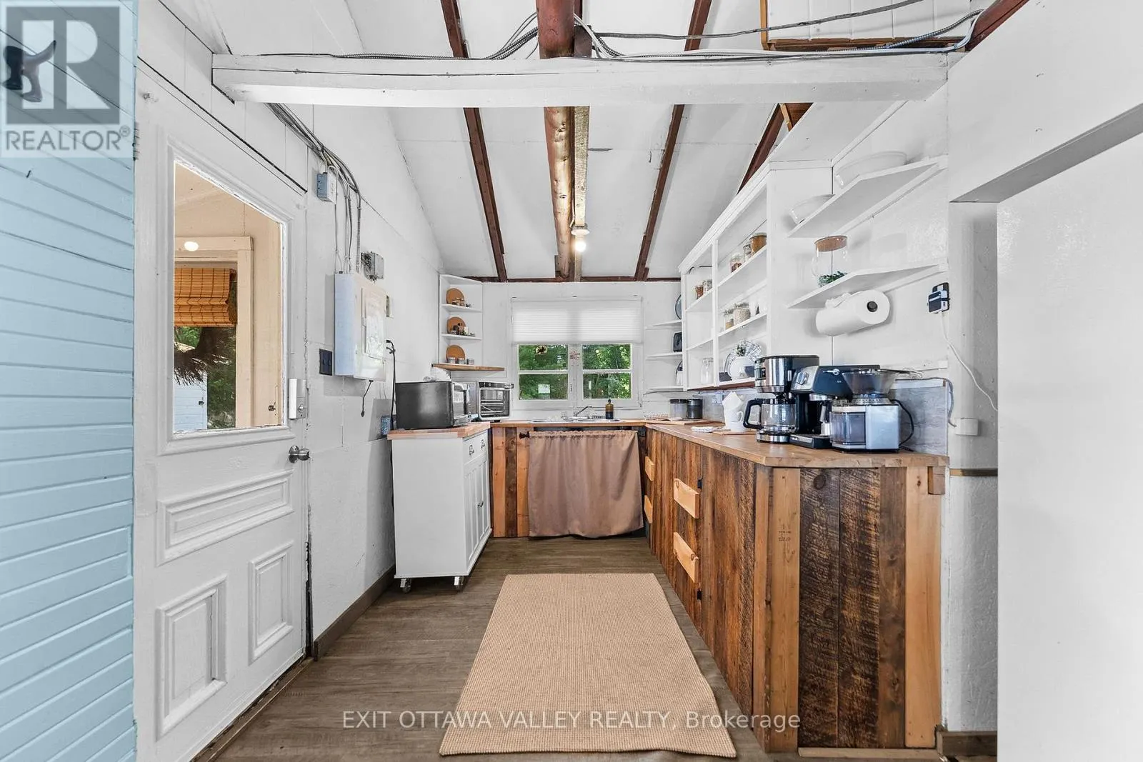 95 SULLIVAN POINT ROAD