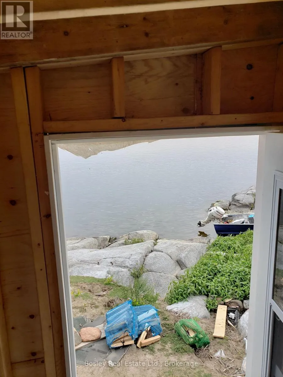 2 - 115 GEORGIAN BAY PORT SEVERN STREET #2