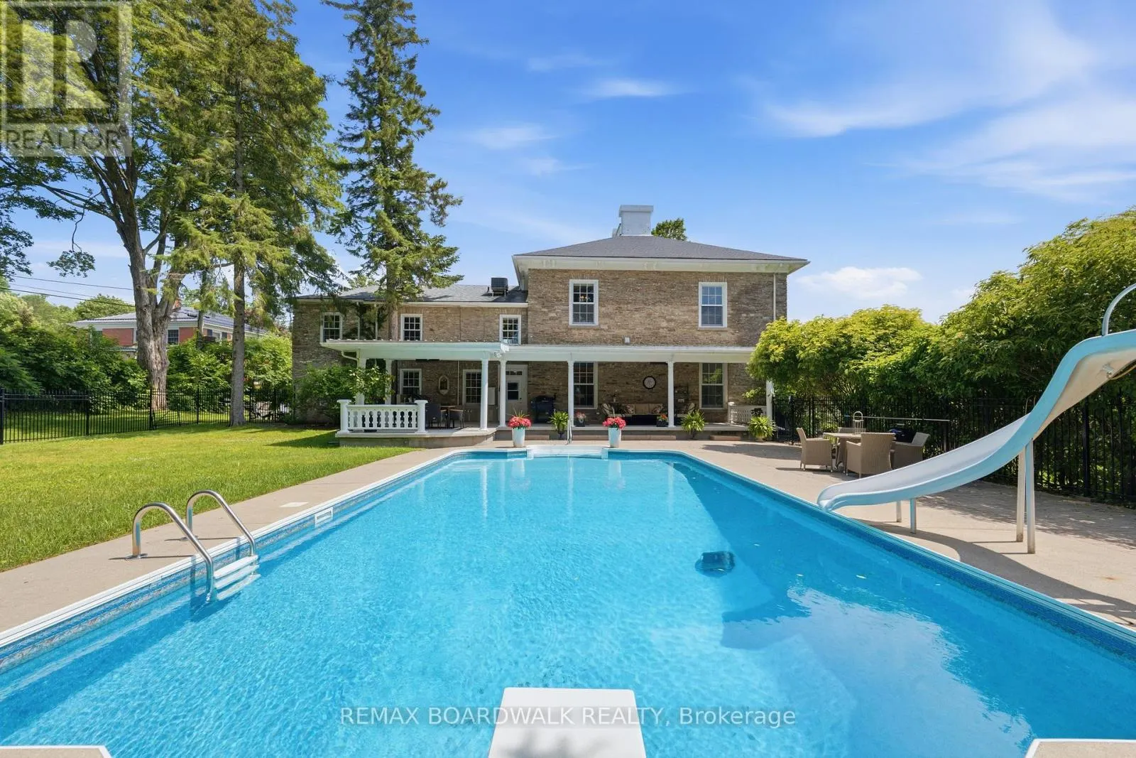 55 COCHRANE DRIVE