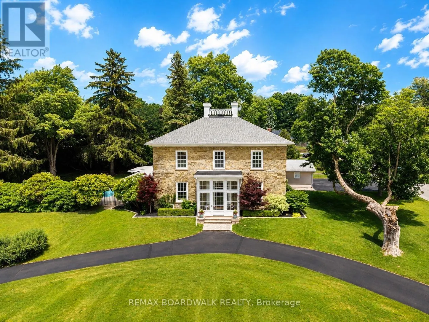 55 COCHRANE DRIVE