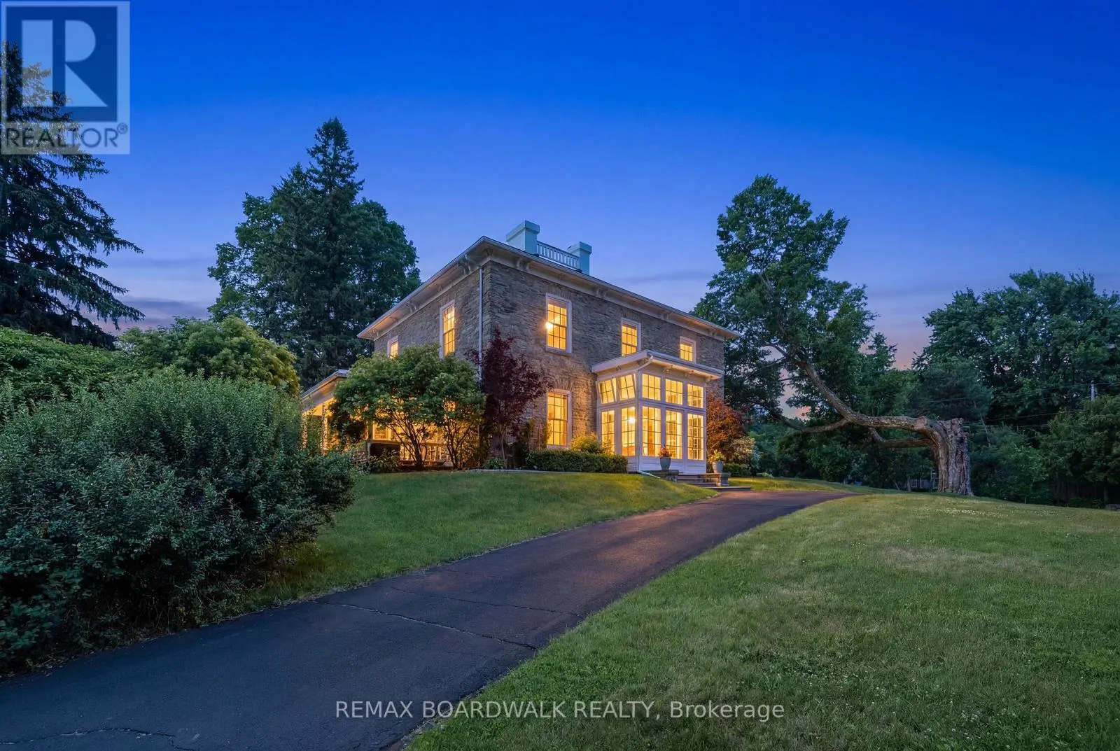55 COCHRANE DRIVE
