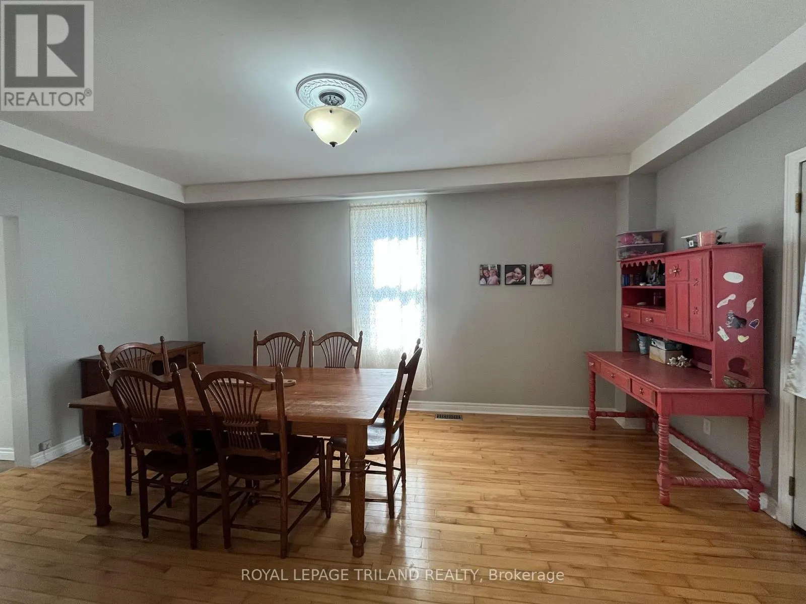 177 FURNIVAL ROAD