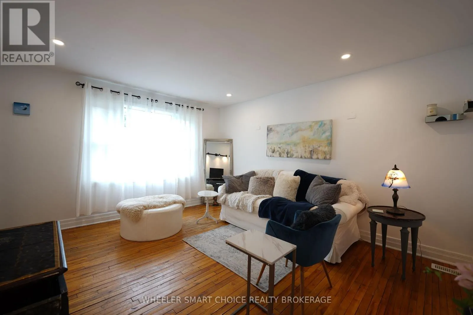 543 FIFTH STREET E