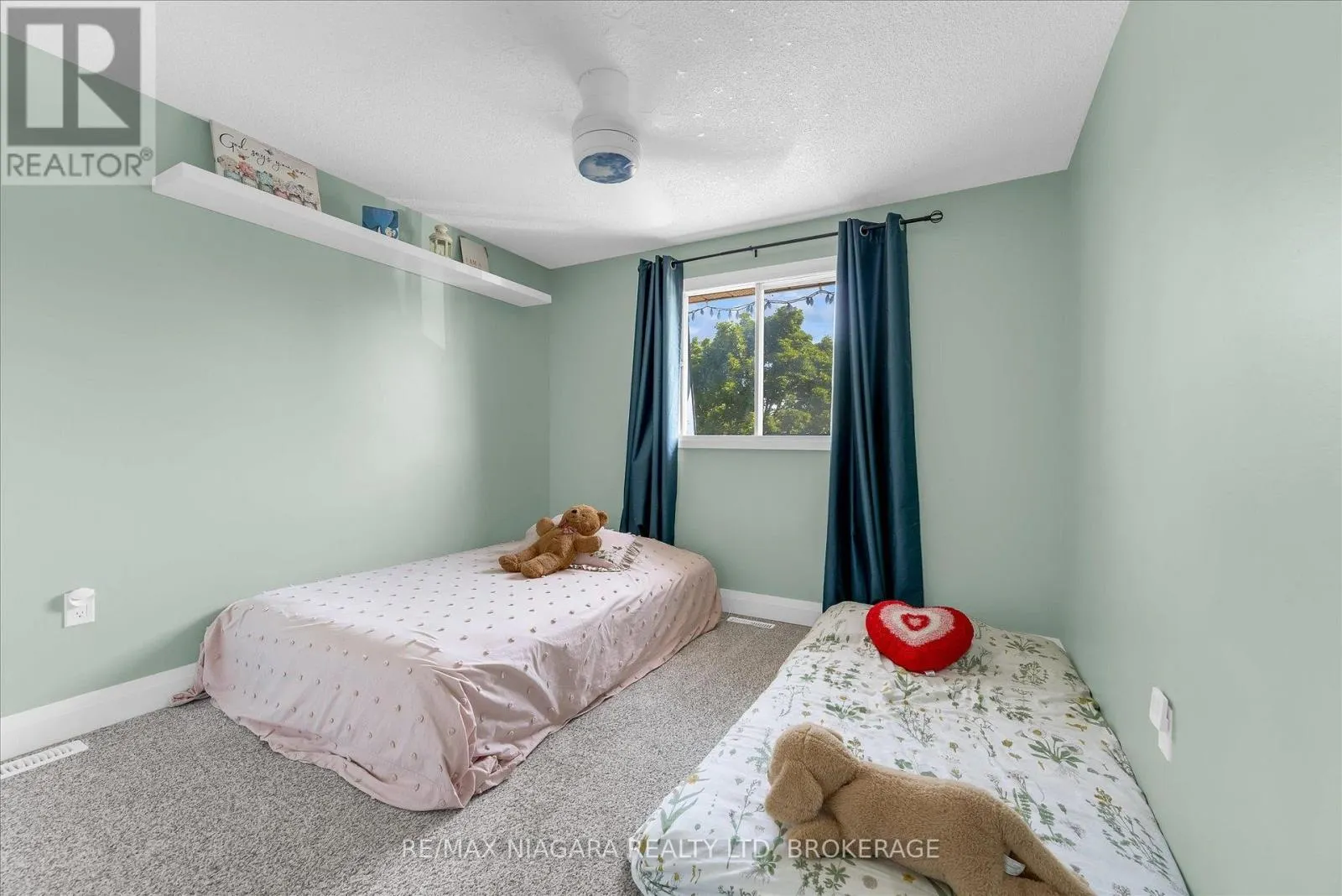 29 ROMY CRESCENT