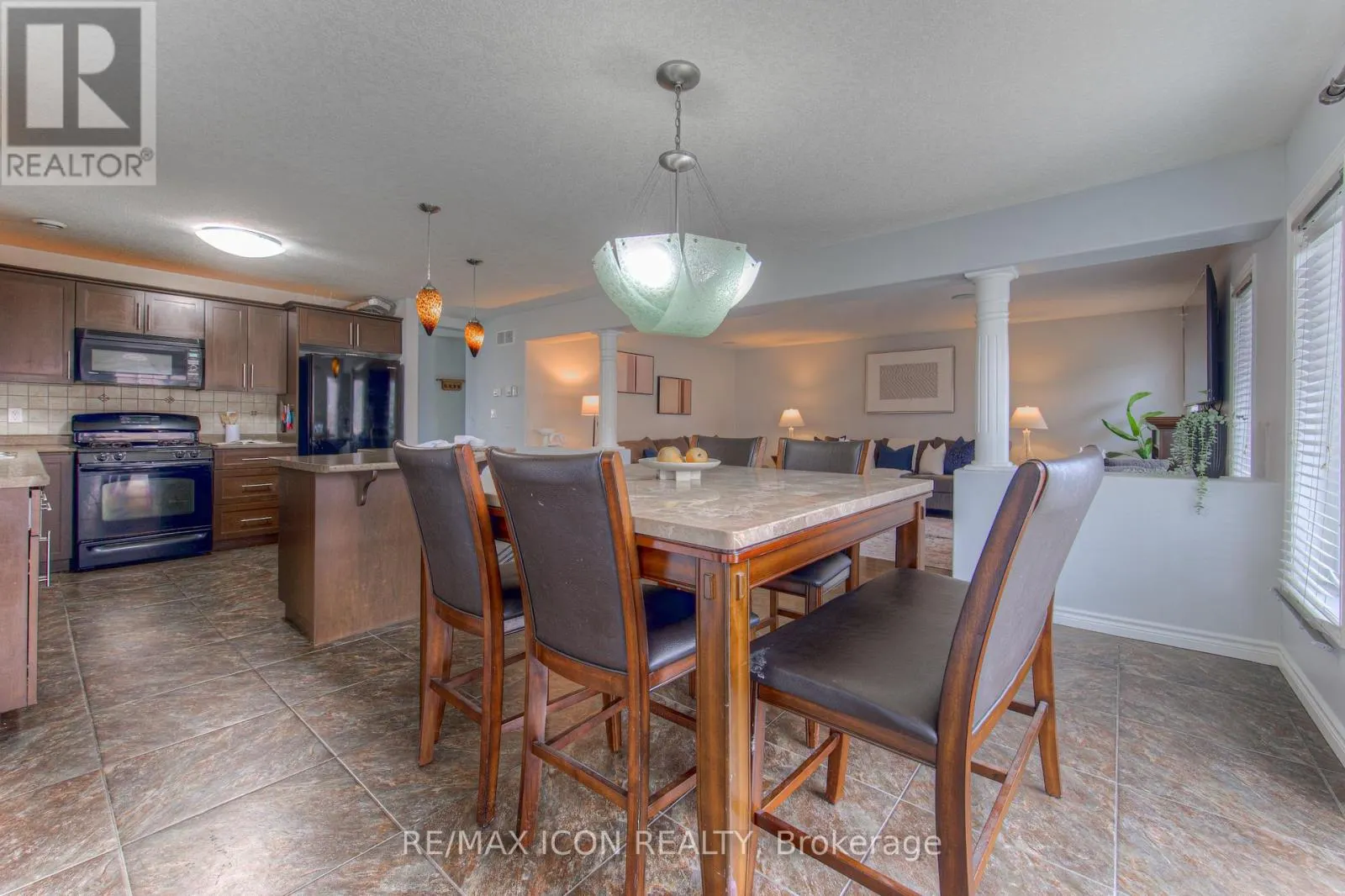 139 PEBBLECREEK DRIVE