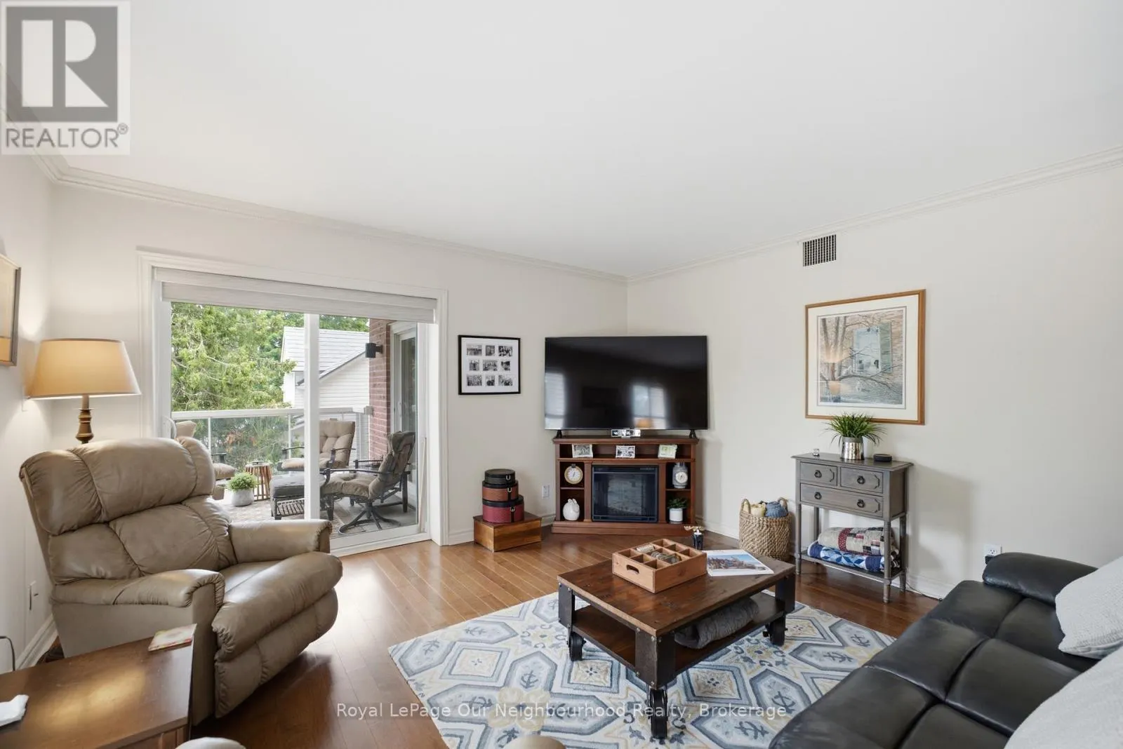 2A - 130 QUEEN STREET #2A
