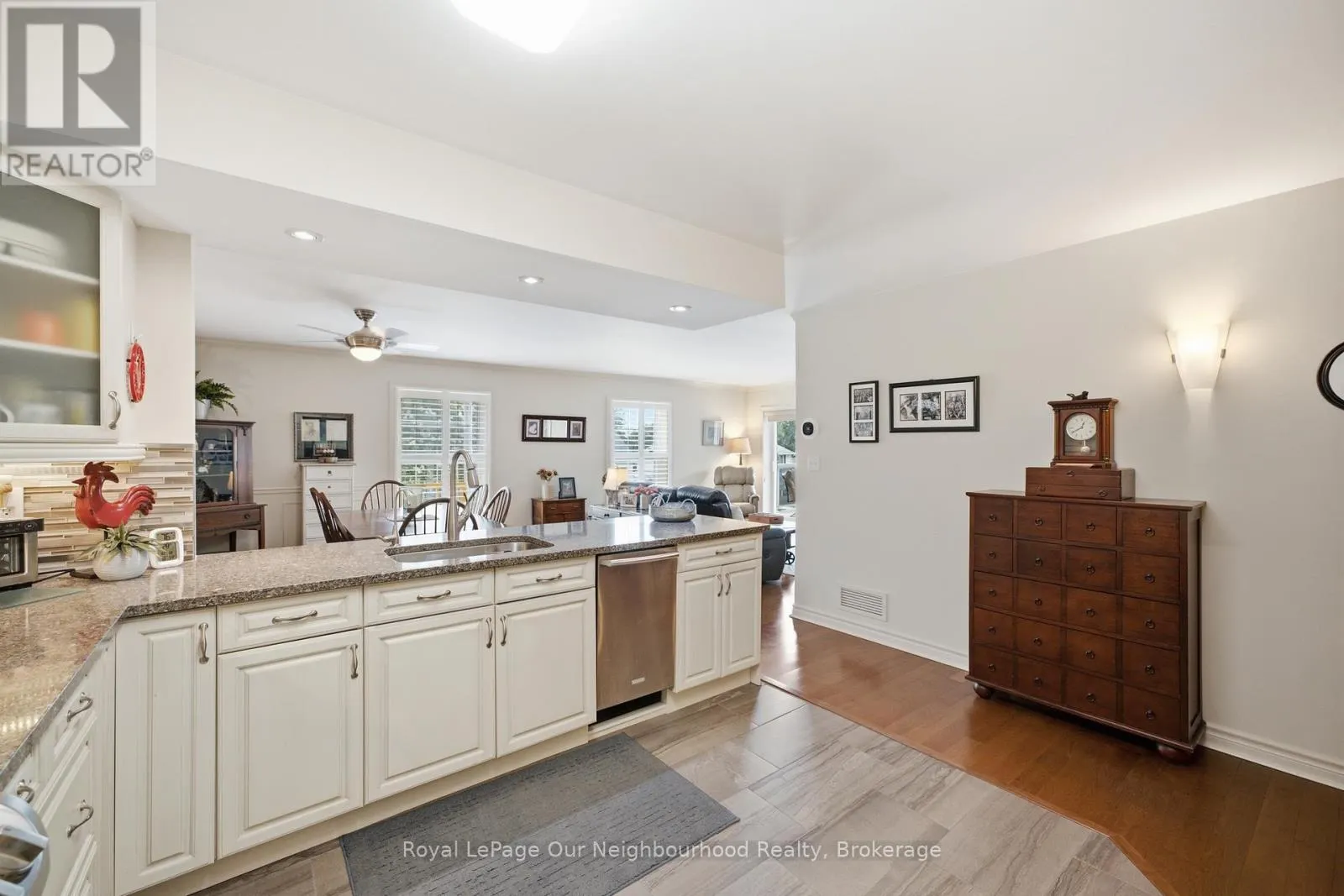 2A - 130 QUEEN STREET #2A