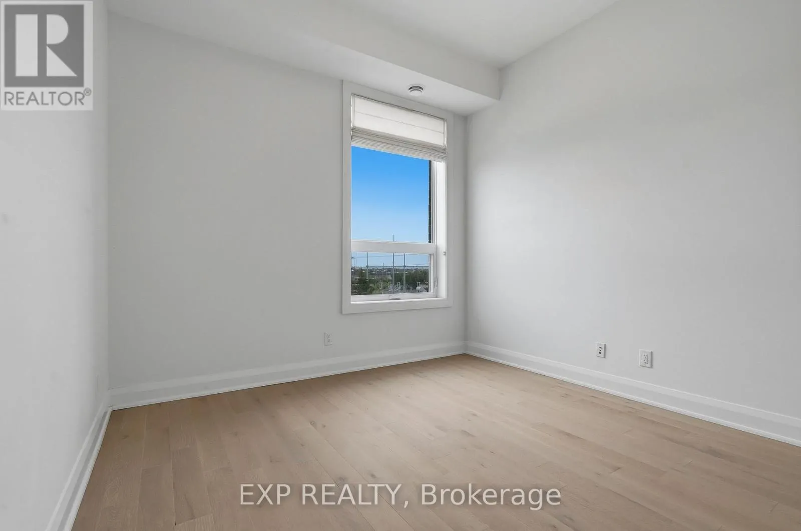301 - 100 CORTILE PRIVATE