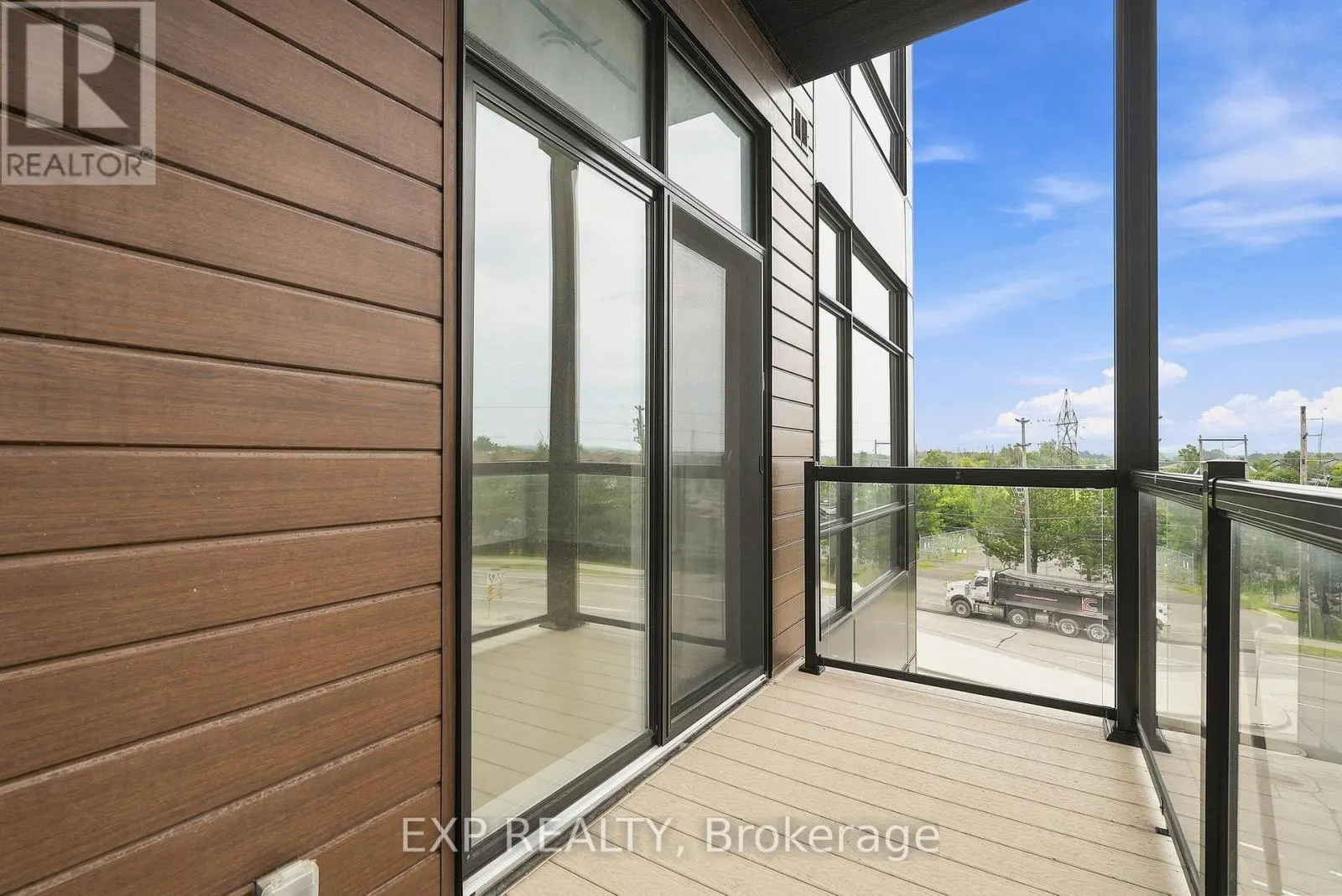 301 - 100 CORTILE PRIVATE
