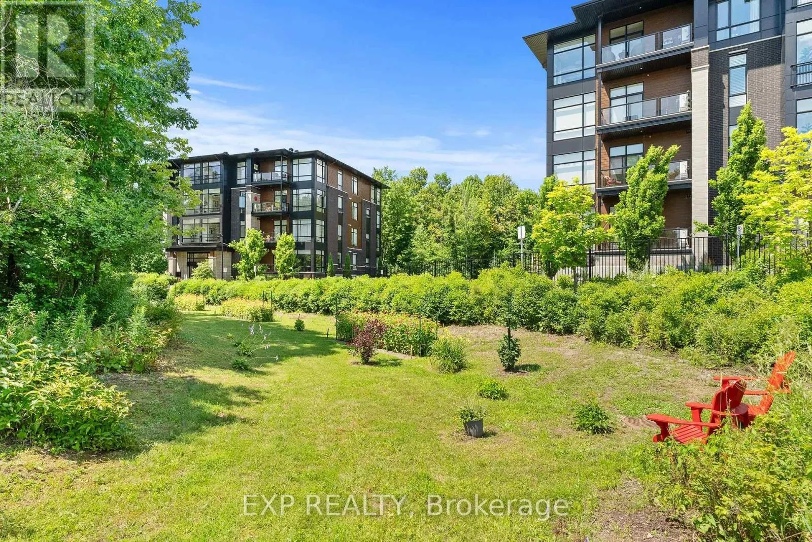 301 - 100 CORTILE PRIVATE