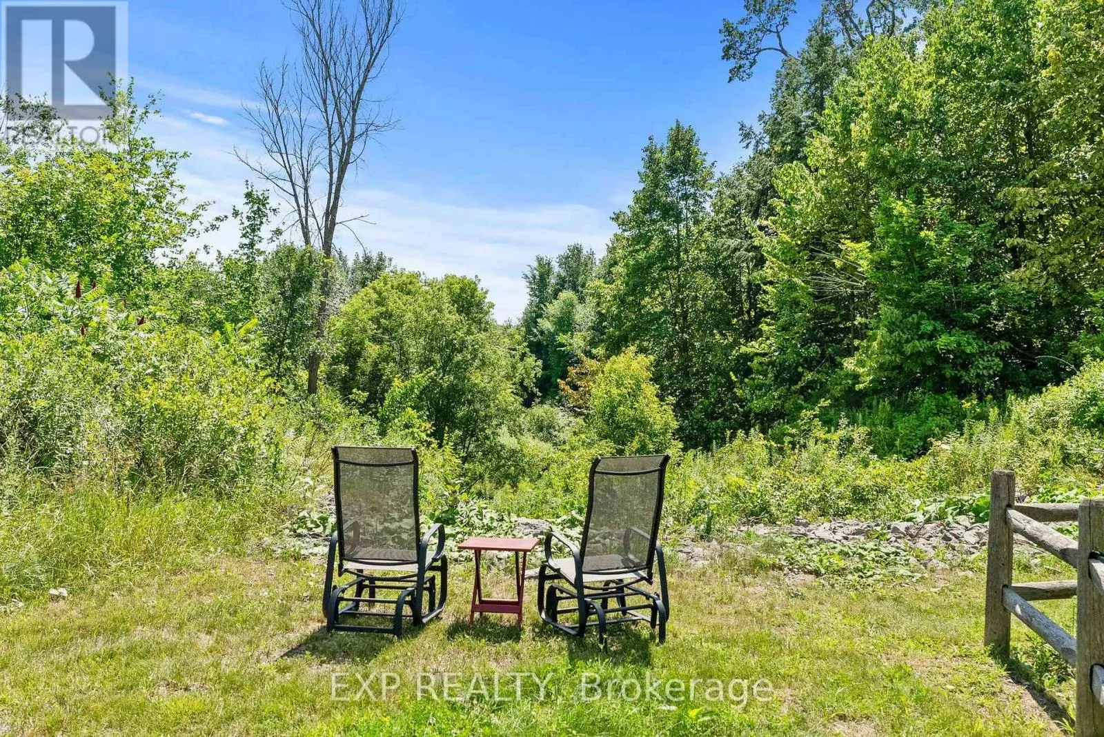 301 - 100 CORTILE PRIVATE