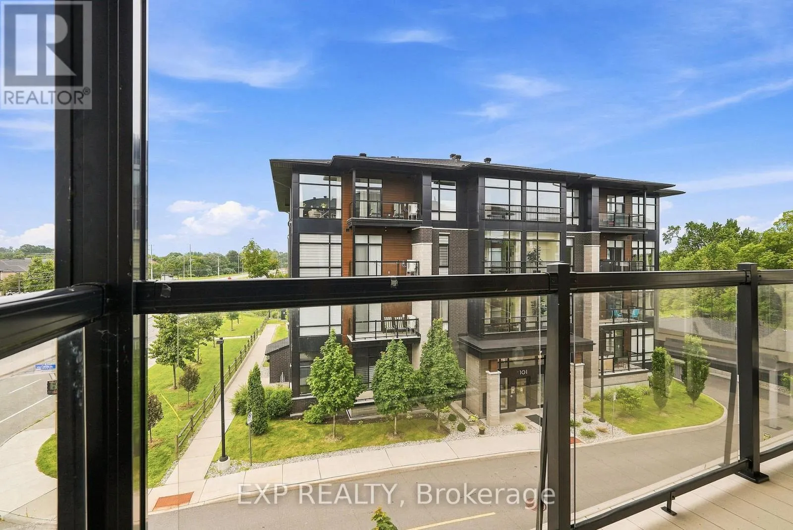 301 - 100 CORTILE PRIVATE