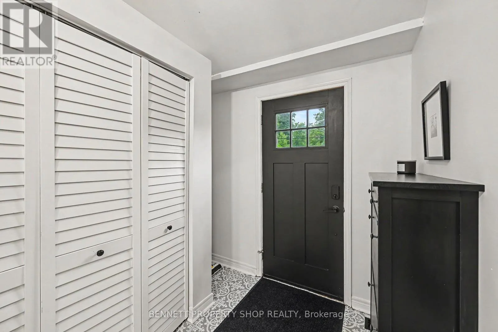102 MOORHEAD DRIVE