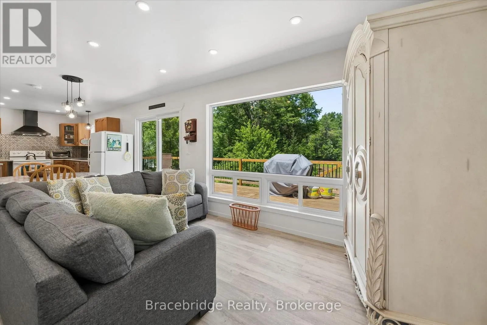 1106 RIVER HAVEN ROAD