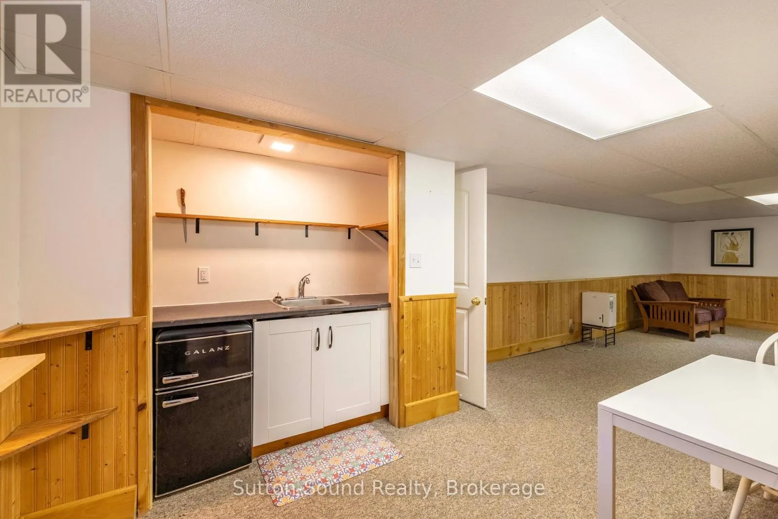 125 PARADISE BAY ROAD