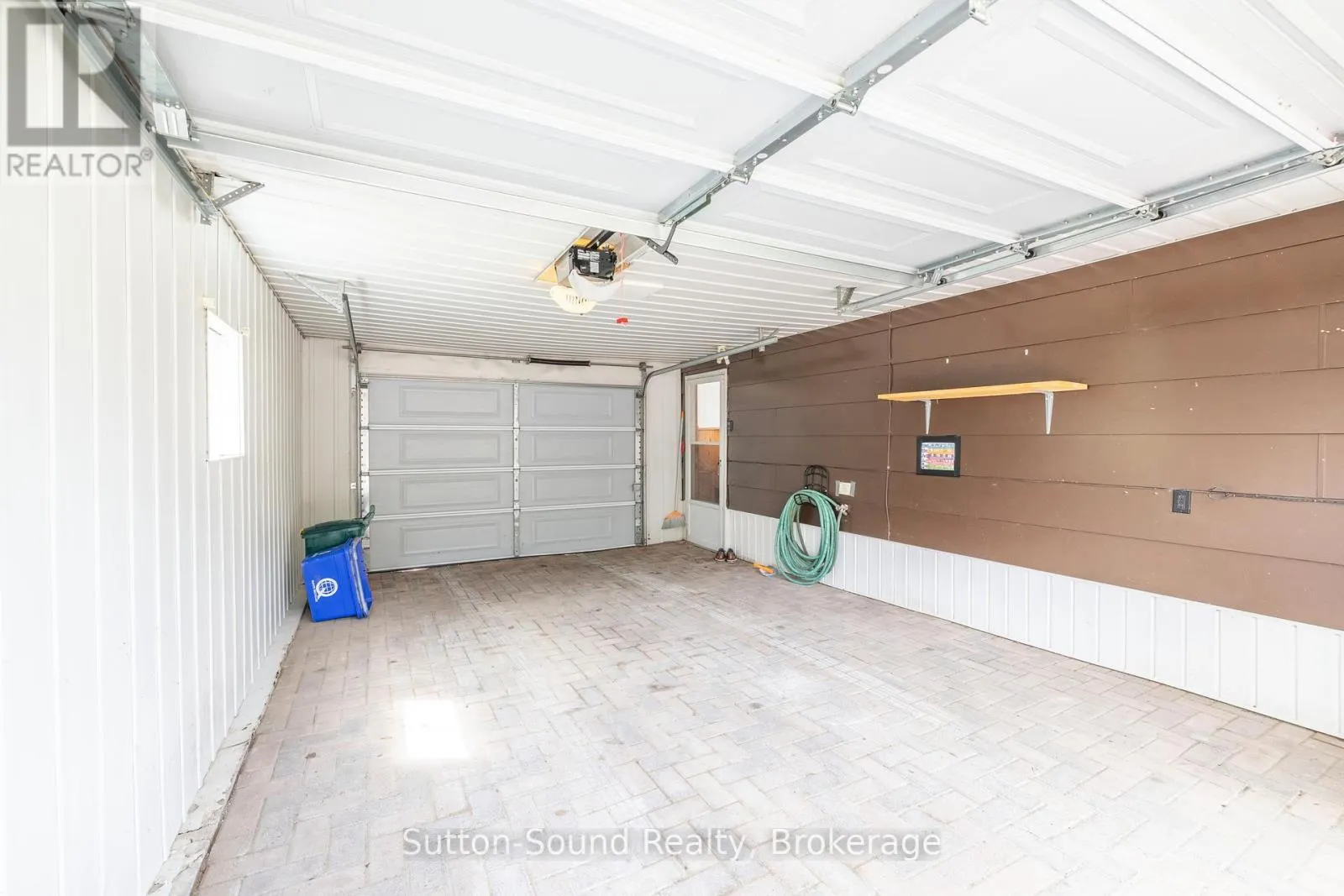 125 PARADISE BAY ROAD