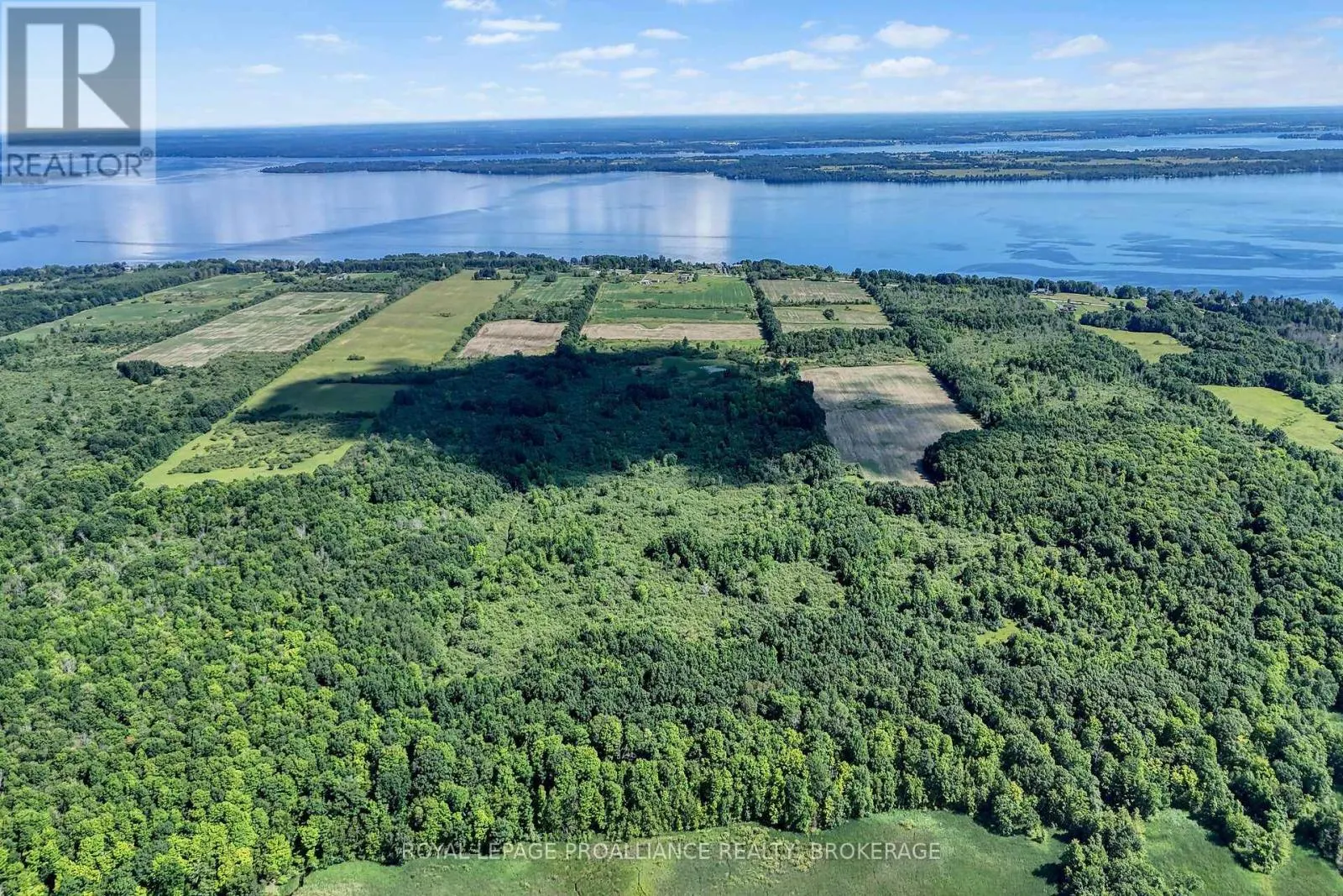 PT LT 14 & 15 HOWE ISLAND DRIVE
