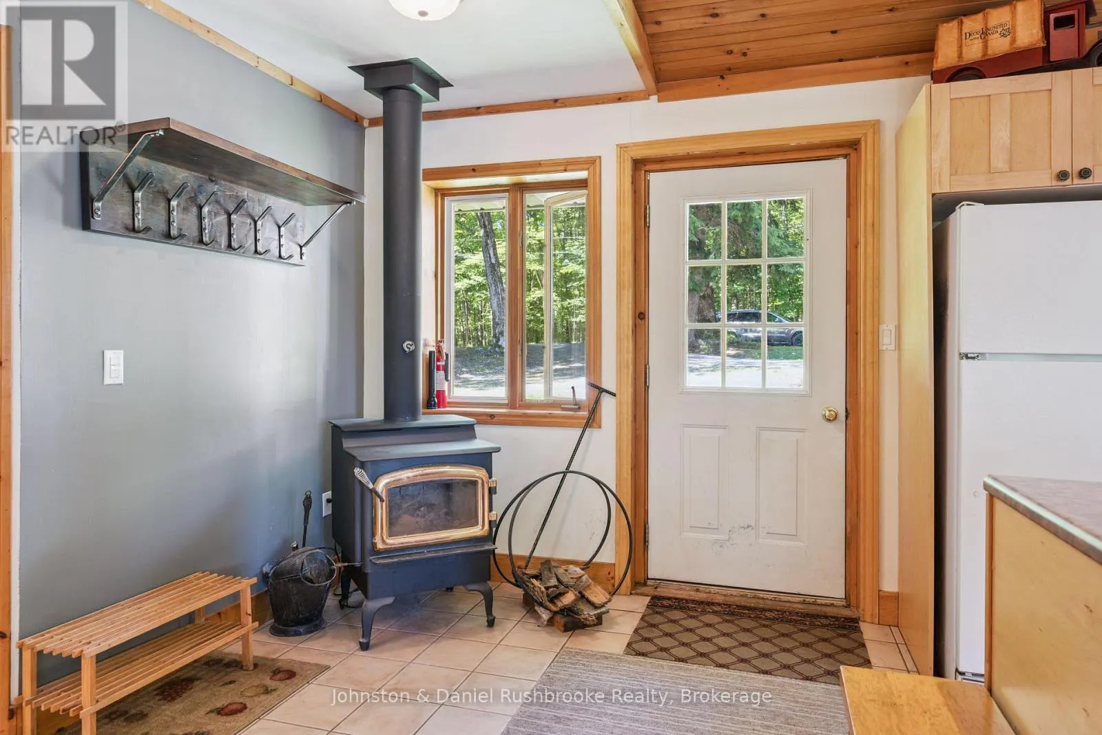 8 - 1155 STEPHEN ROAD #8