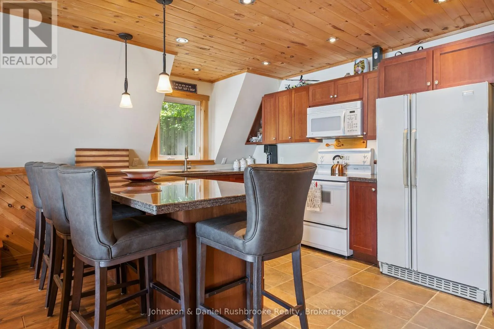 8 - 1155 STEPHEN ROAD #8