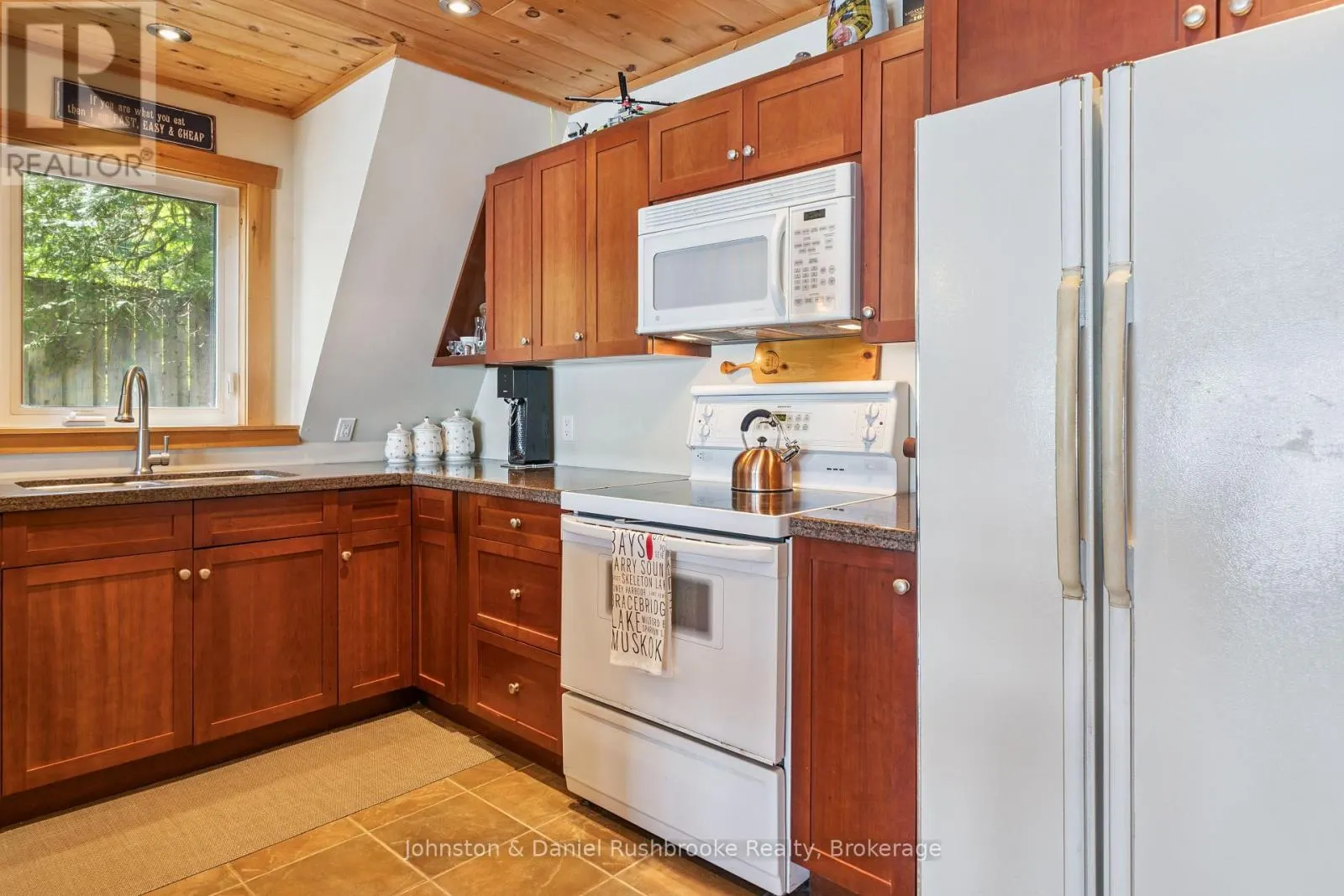 8 - 1155 STEPHEN ROAD #8