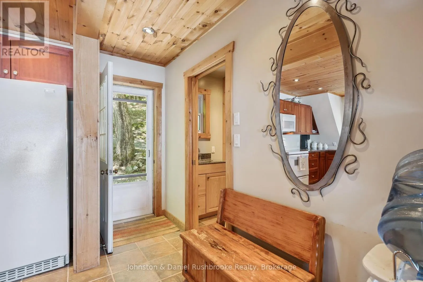 8 - 1155 STEPHEN ROAD #8