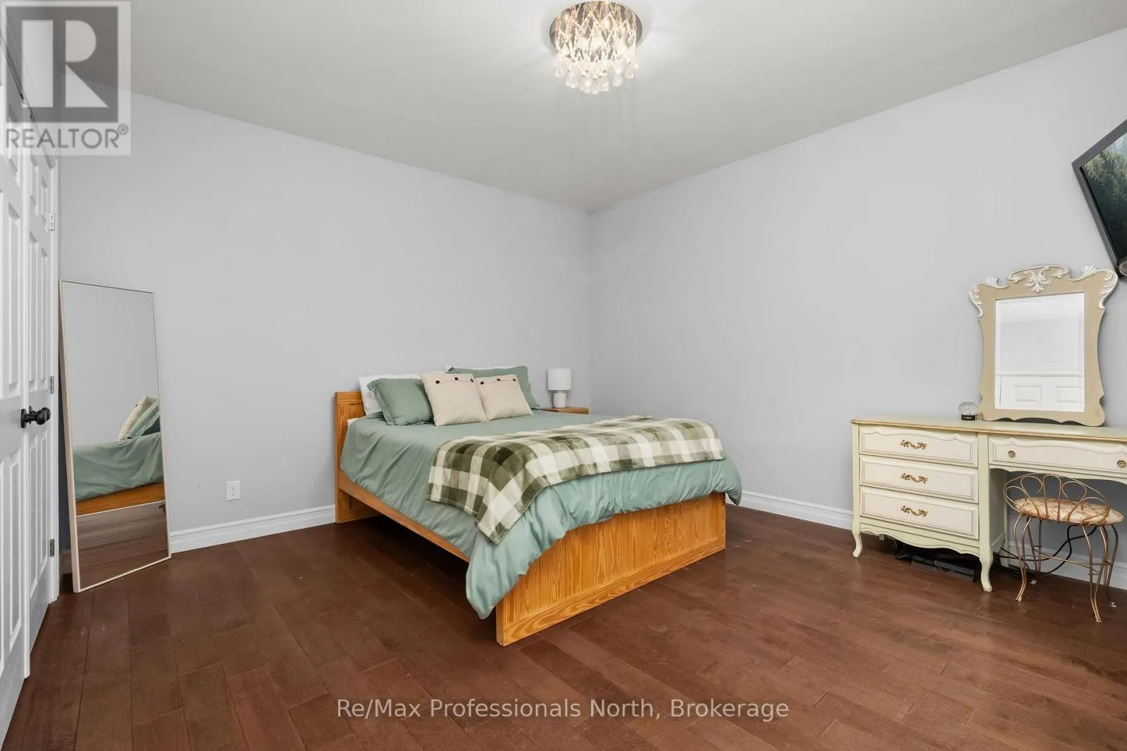 2452 DOE LAKE ROAD