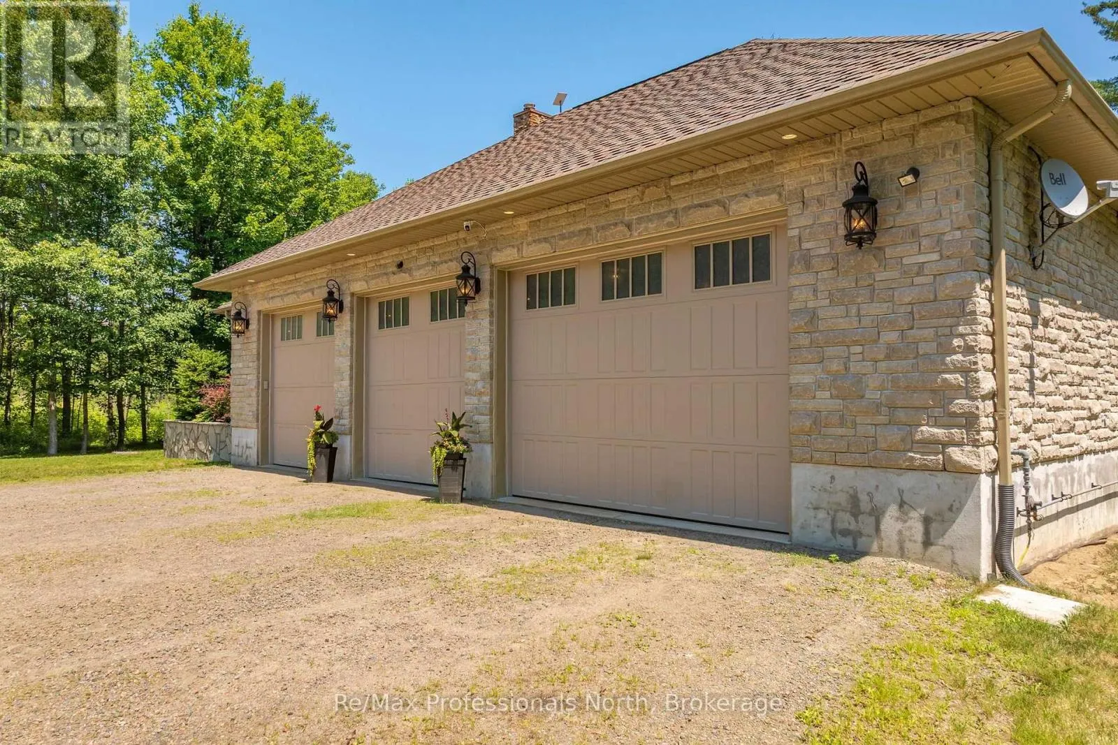 2452 DOE LAKE ROAD