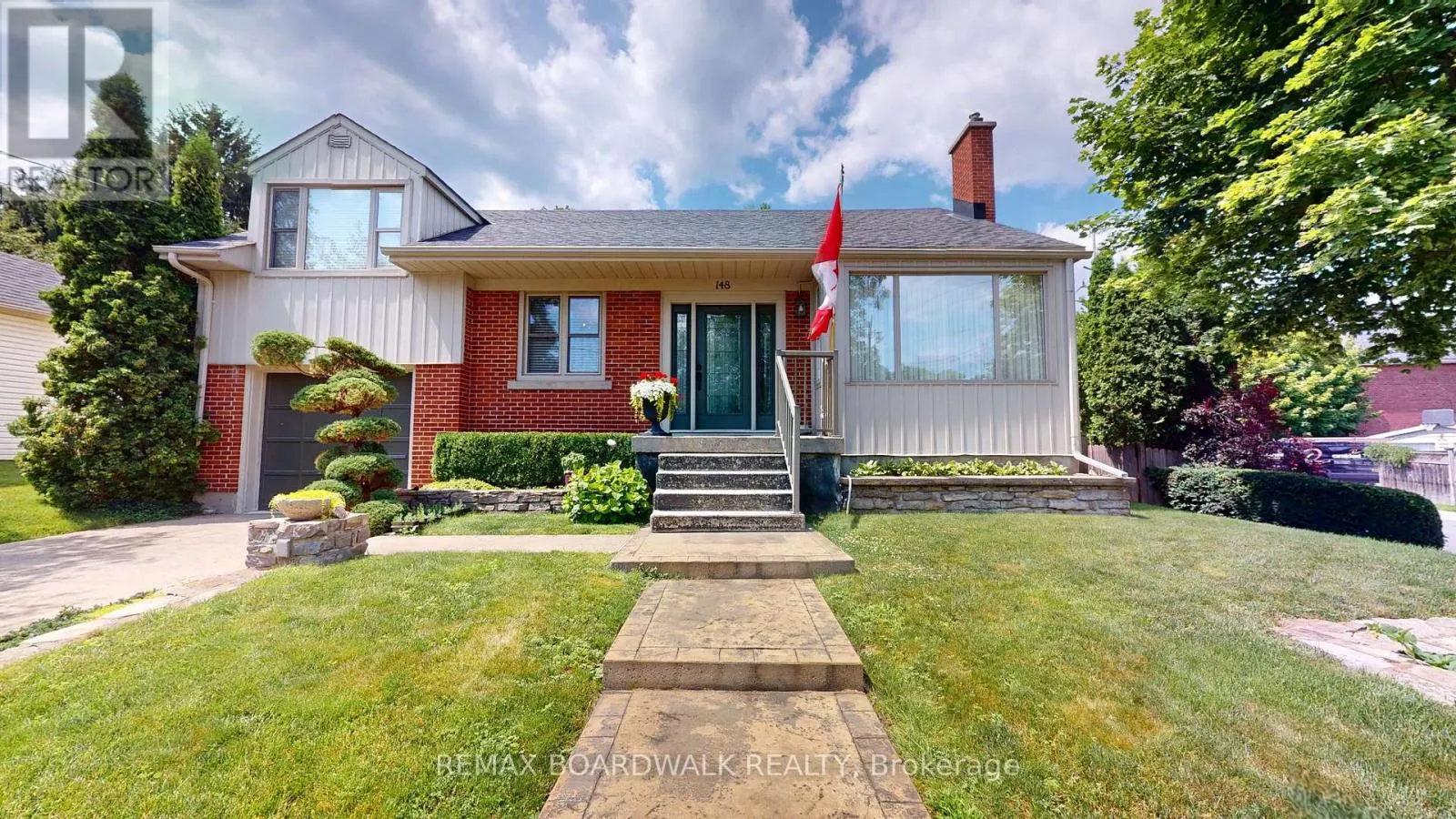 148 JAMES STREET E