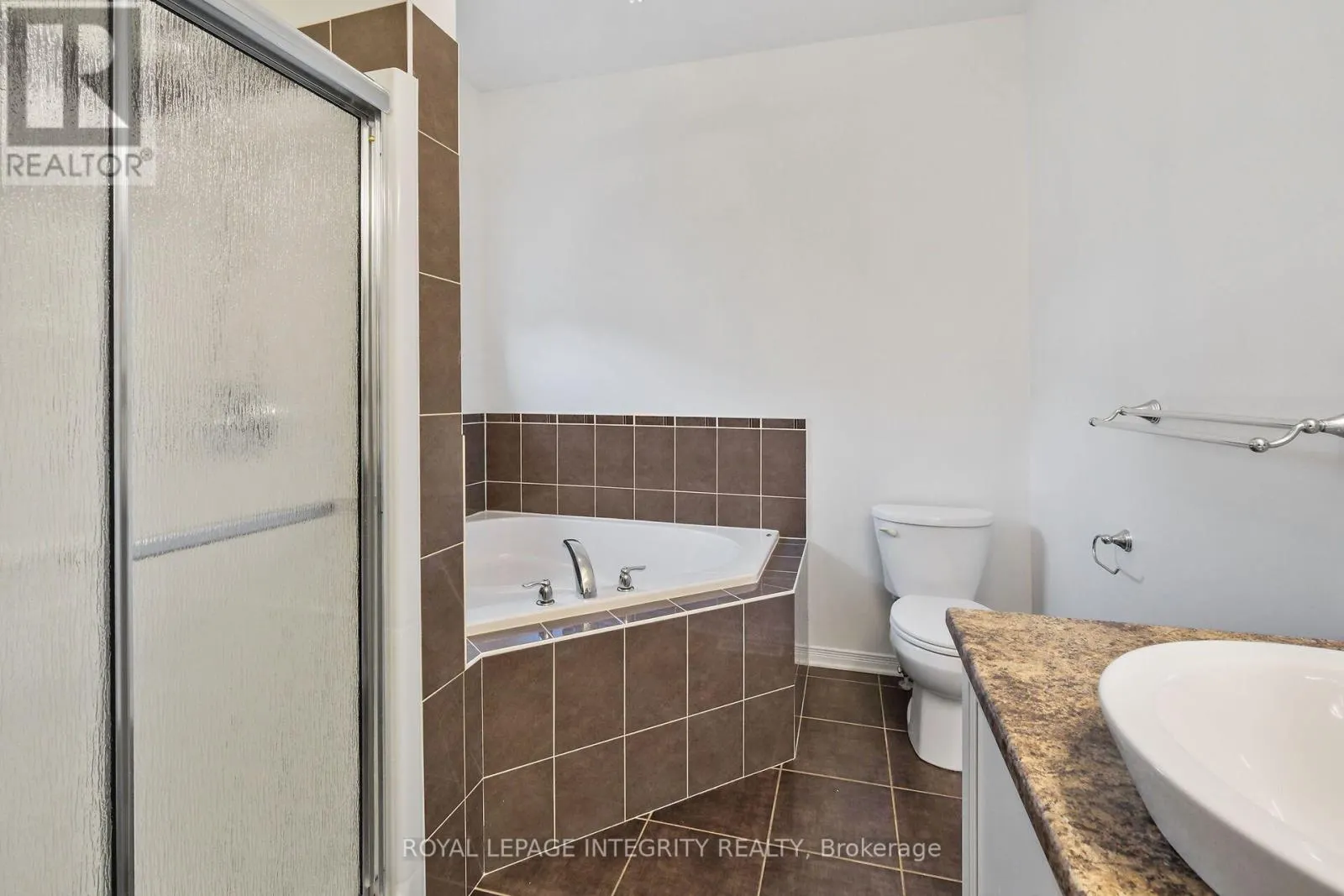 1 MOE ROBILLARD STREET
