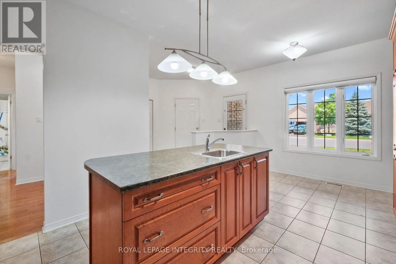 1 MOE ROBILLARD STREET
