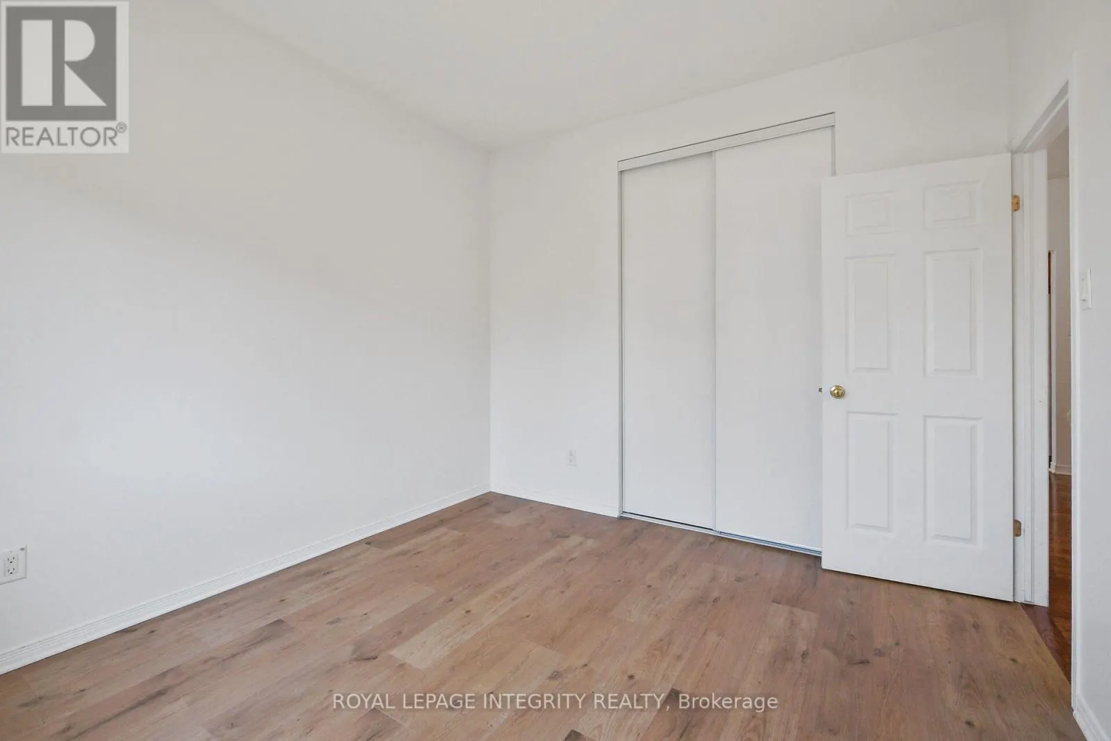 1 MOE ROBILLARD STREET