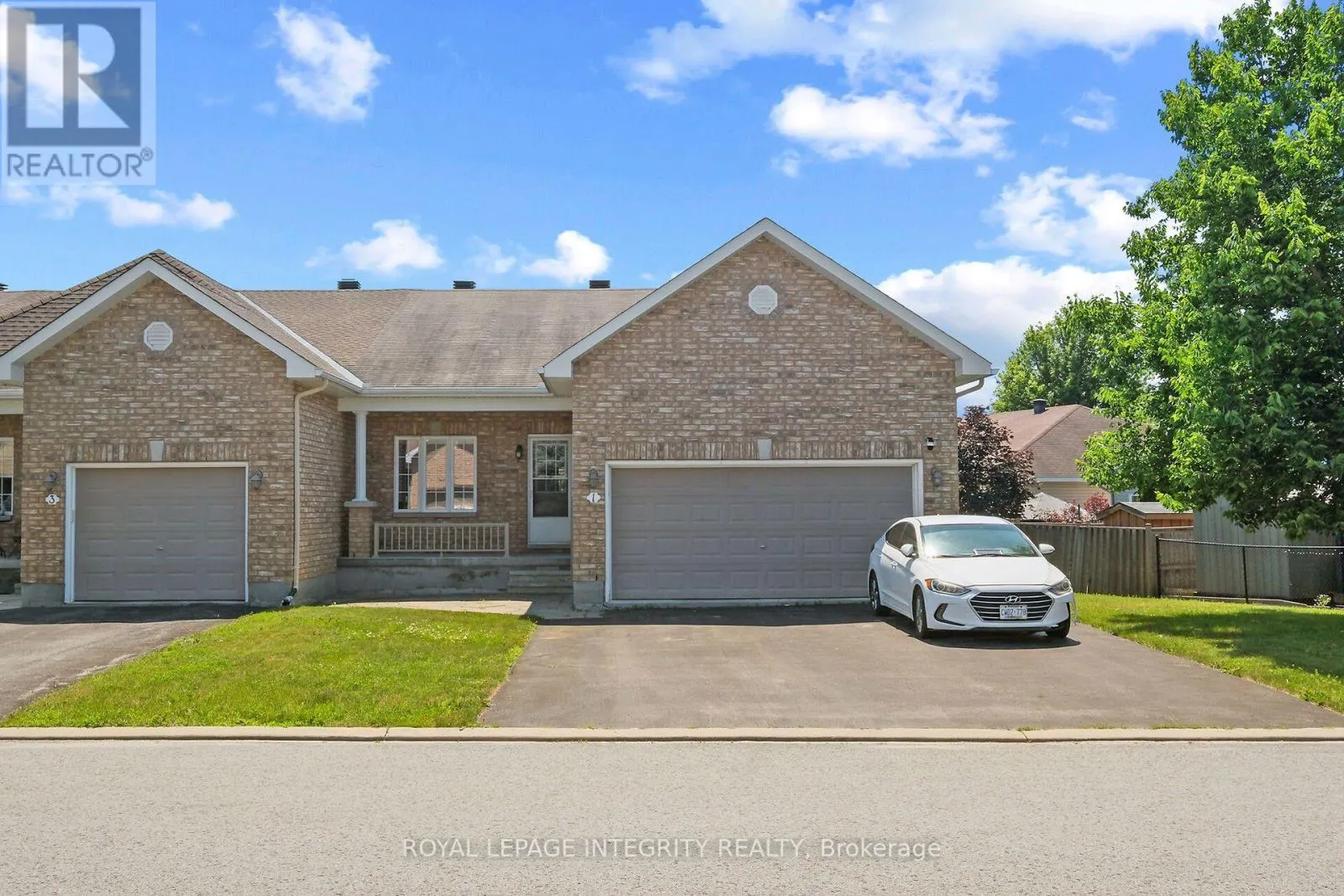 1 MOE ROBILLARD STREET