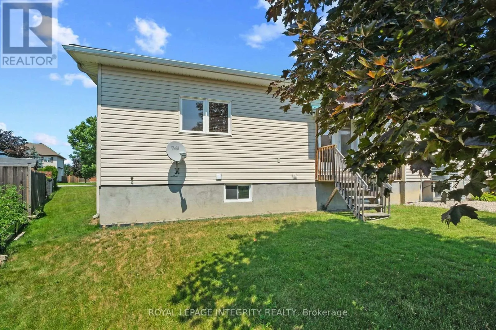 1 MOE ROBILLARD STREET