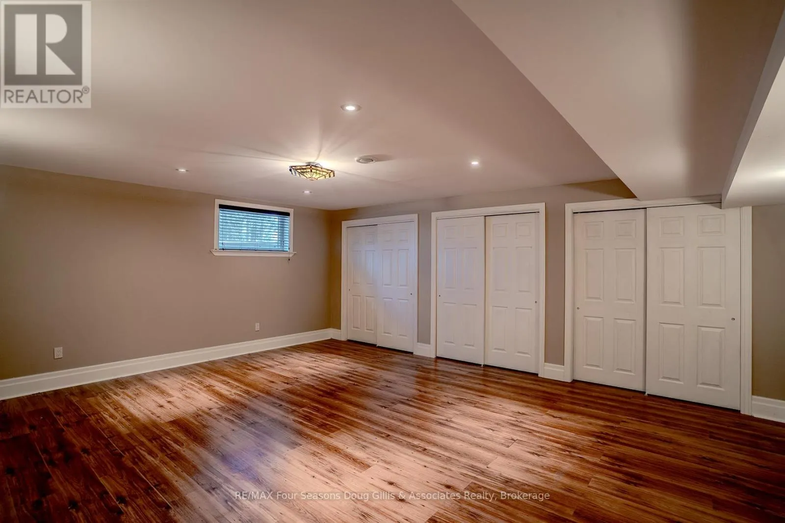 135 ALGONQUIN DRIVE