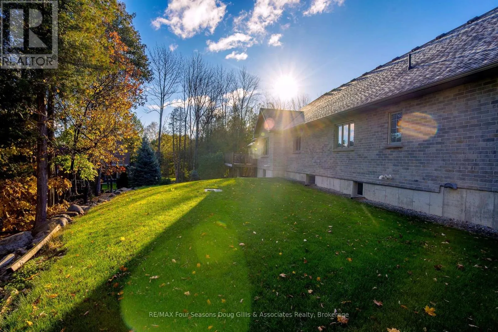 135 ALGONQUIN DRIVE